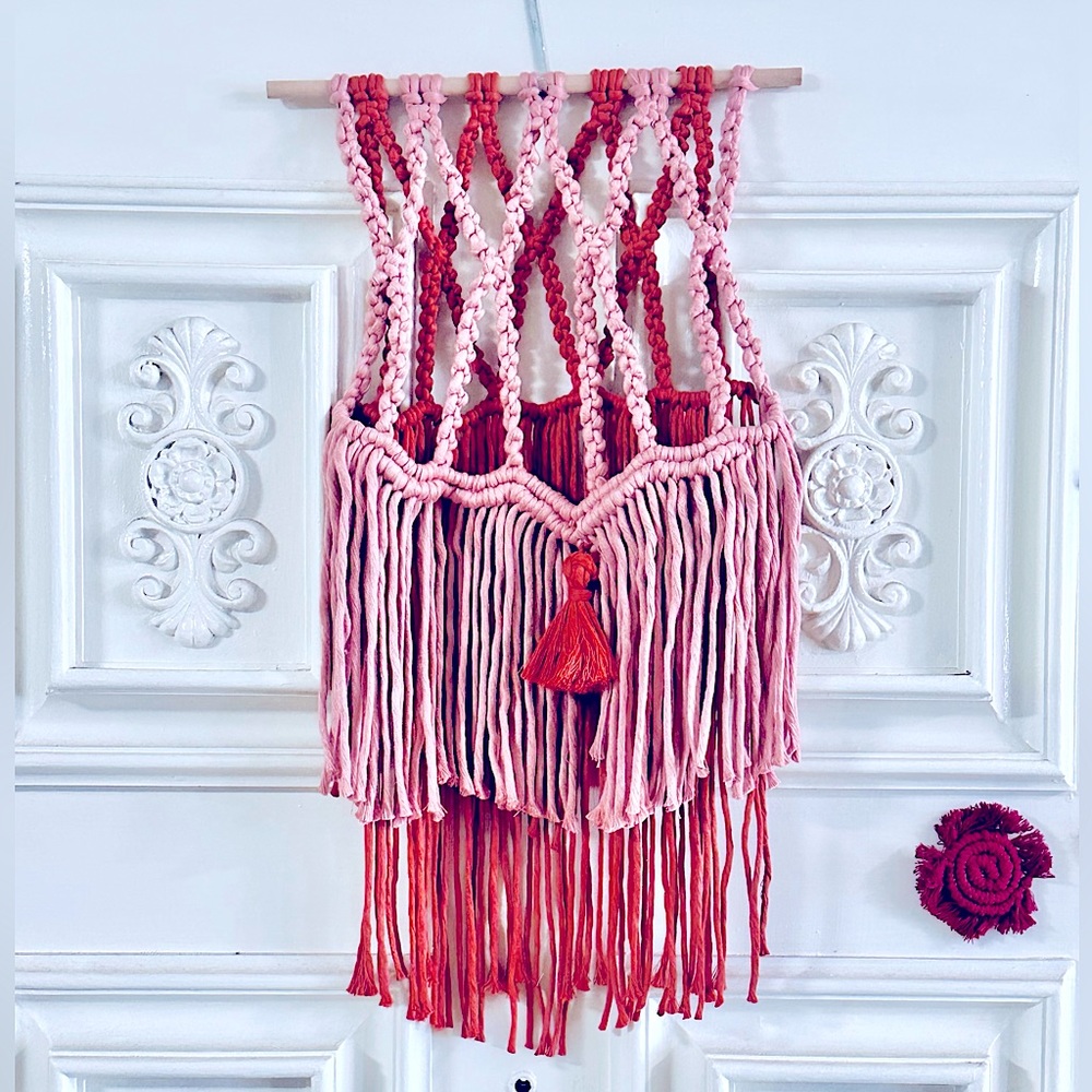 SOUL EMBELLISHMENTS BÖHÖ HANDWOVEN, KNOTTED W/♥️~MACRAMÉ WALL HANGING HOME DECOR
